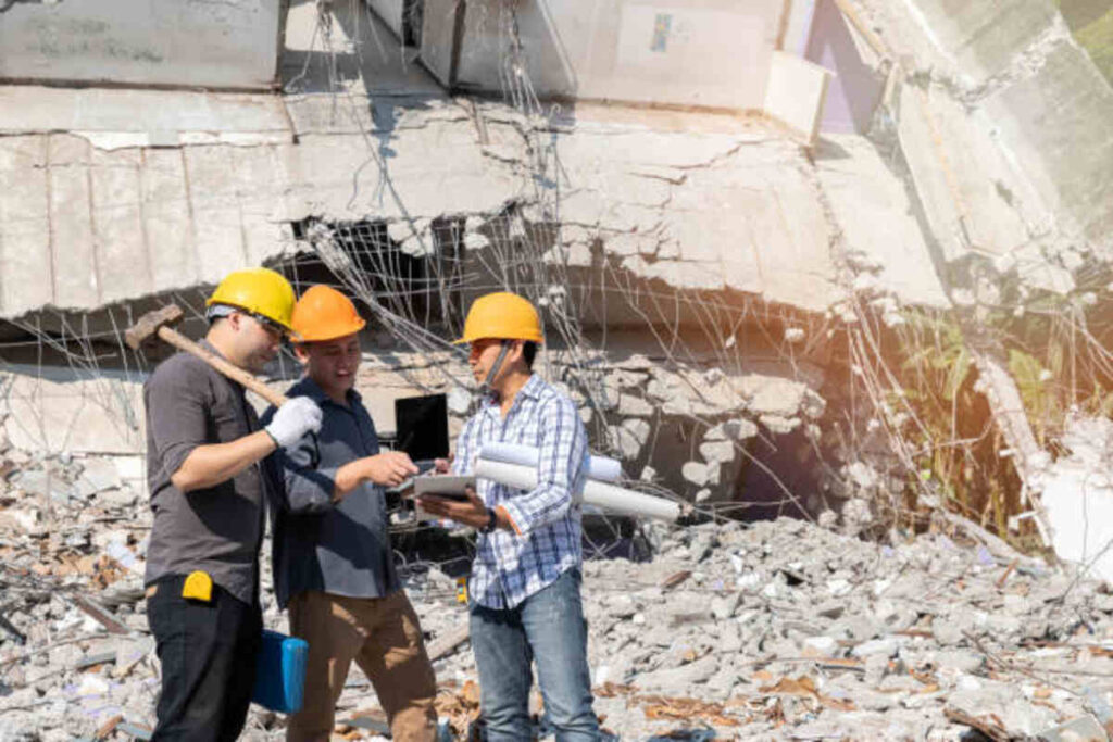 Safety Practices for Demolition Contractors Explained